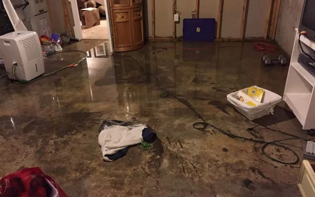 Water Heater Leak / Failure in Pearland, TX